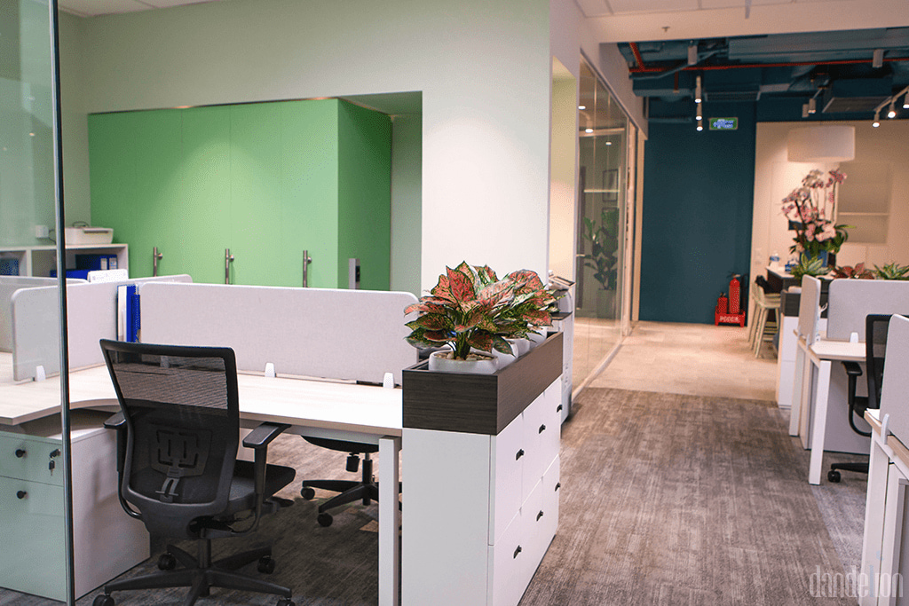 Work area & cabinet system at ptt Food office